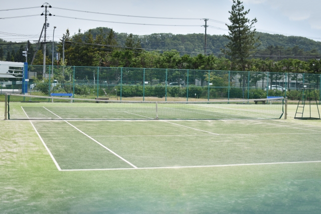 日本で有名なテニス会場はどこ？